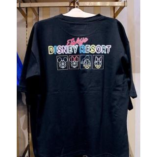 ディズニー(Disney)のディズニーリゾート 黒 ネオンサイン Tシャツ ビッグシルエット(Tシャツ(半袖/袖なし))