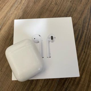 アップル(Apple)のAirPods(ヘッドフォン/イヤフォン)