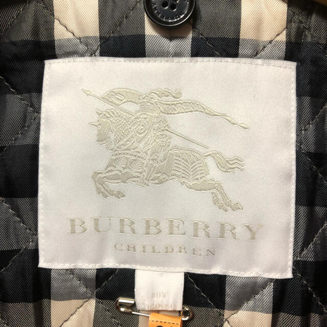 BURBERRY(バーバリー)のBURBERRY♡10Y♡140♡カシミヤ混コート♡カーフ襟付き♡レッド♡中綿♡ キッズ/ベビー/マタニティのキッズ服女の子用(90cm~)(コート)の商品写真