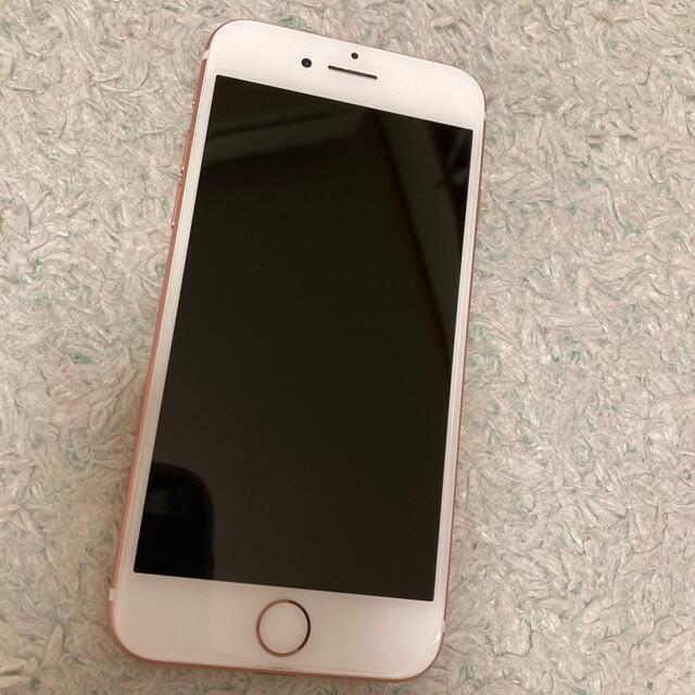 iPhone(アイフォーン)のiPhone7 32GB ローズゴールド docomo スマホ/家電/カメラのスマートフォン/携帯電話(スマートフォン本体)の商品写真