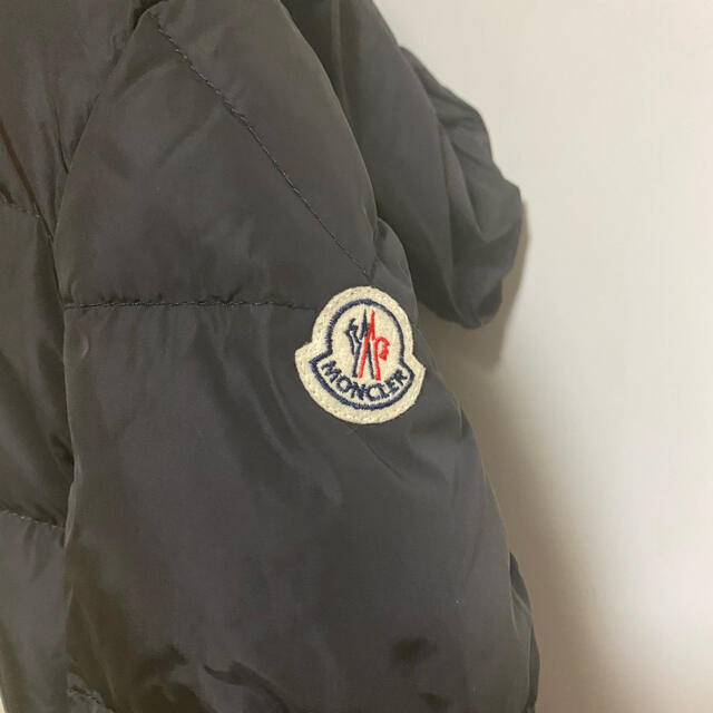 MONCLER(モンクレール)のモンクレール　ダウン レディースのジャケット/アウター(ダウンコート)の商品写真