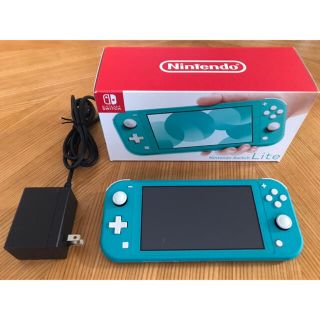 ニンテンドースイッチ(Nintendo Switch)の美品　任天堂スイッチライト(携帯用ゲーム機本体)