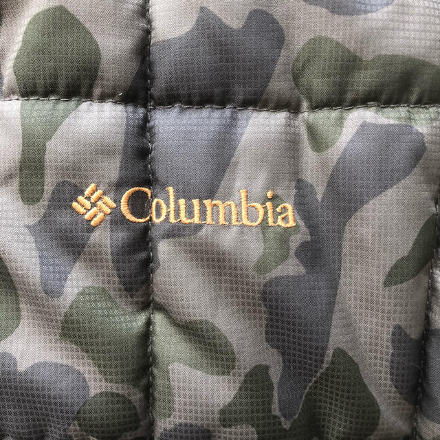 Columbia(コロンビア)のColumbia コロンビア ダウンジャケット　パーカー 迷彩柄 Lサイズ レディースのジャケット/アウター(ダウンジャケット)の商品写真