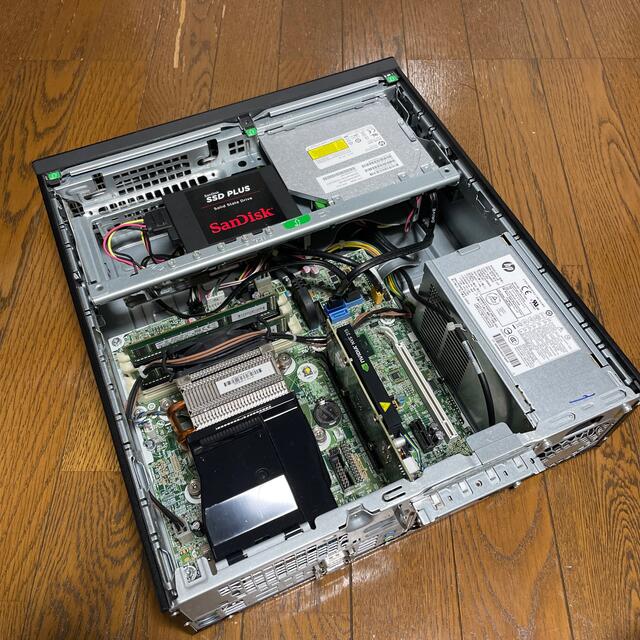 HP(ヒューレットパッカード)のHP EliteDesk Corei7-4790 メモリ8GB SSD256GB スマホ/家電/カメラのPC/タブレット(デスクトップ型PC)の商品写真