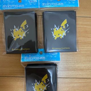 ポケモン(ポケモン)の新品・未使用　ポケモンカードゲーム　デッキシールド　プロ　ピカチュウ(カードサプライ/アクセサリ)