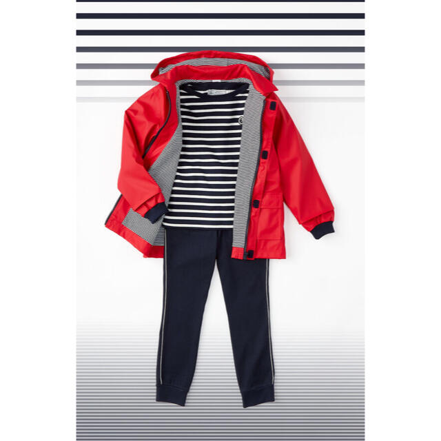 PETIT BATEAU(プチバトー)の新品 プチバトー 10ans ヨットパーカ レッド キッズ/ベビー/マタニティのキッズ服女の子用(90cm~)(ジャケット/上着)の商品写真