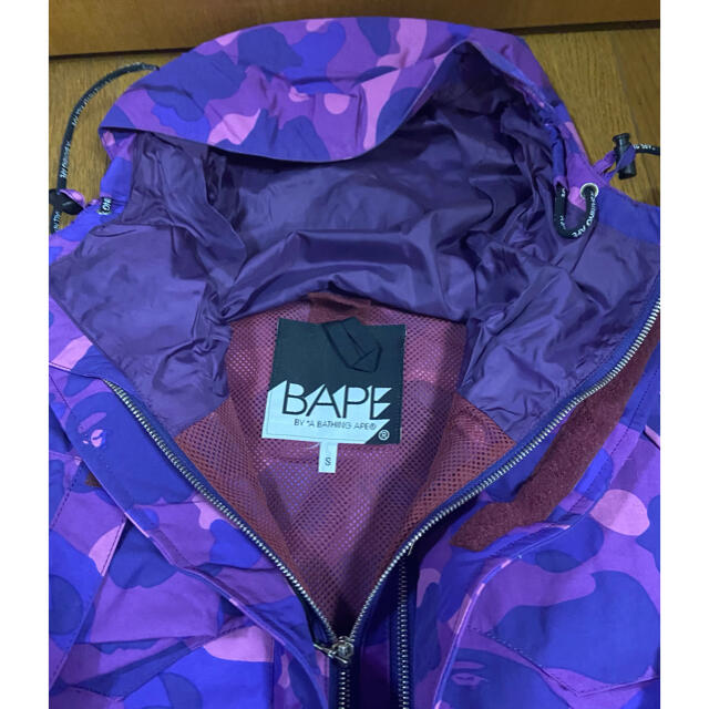 A BATHING APE(アベイシングエイプ)の専用 メンズのジャケット/アウター(マウンテンパーカー)の商品写真