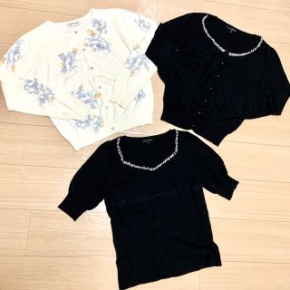 ミッシュマッシュ(MISCH MASCH)の美品　ミッシュマッシュ　フラワープリントコーデ　ビジュー　ニット　アンサンブル(ニット/セーター)