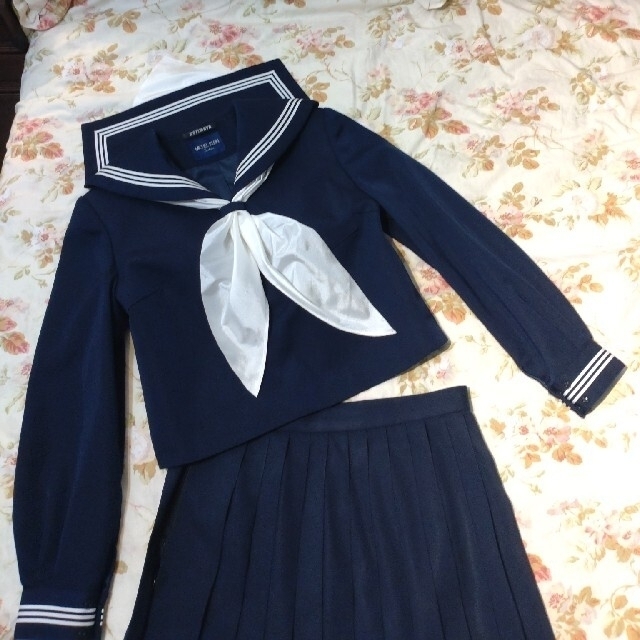 コスプレ衣装　冬服3点セット