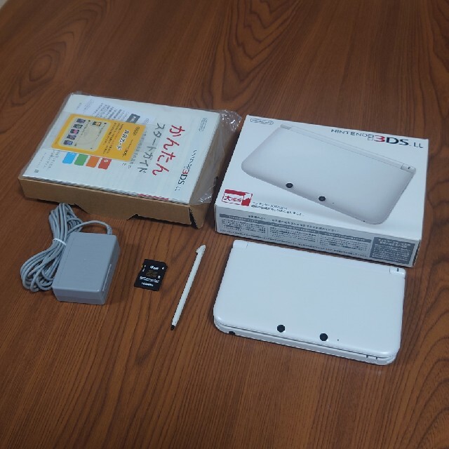 Nintendo 3DS  LL 本体【箱・ACアダプタ・タッチペン・SDあり】
