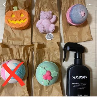 ラッシュ(LUSH)のnicoﾁｬﾝ様専用★LUSH  入浴剤(バスボム)4個セット(入浴剤/バスソルト)