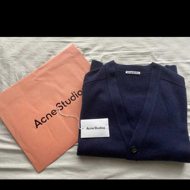 Acne Studios Vネックカーディガンgirl