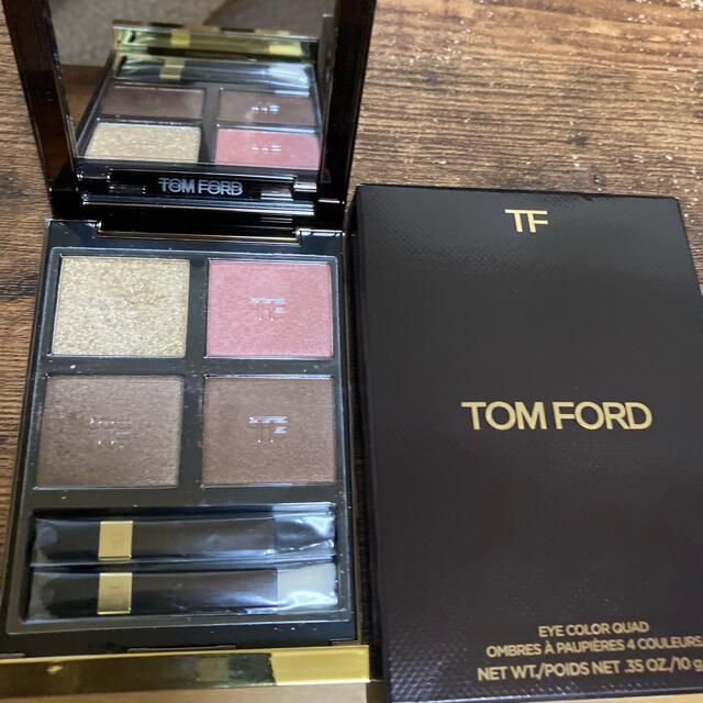 TOM FORD(トムフォード)のトムフォード　限定アイシャドウ コスメ/美容のベースメイク/化粧品(アイシャドウ)の商品写真