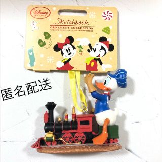 ディズニー(Disney)の完売レア品 ドナルド　ディズニーストア　オーナメント　クリスマス　ホリデー(キャラクターグッズ)