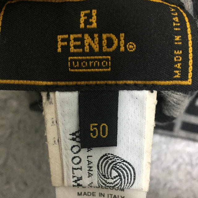 FENDI マフラー