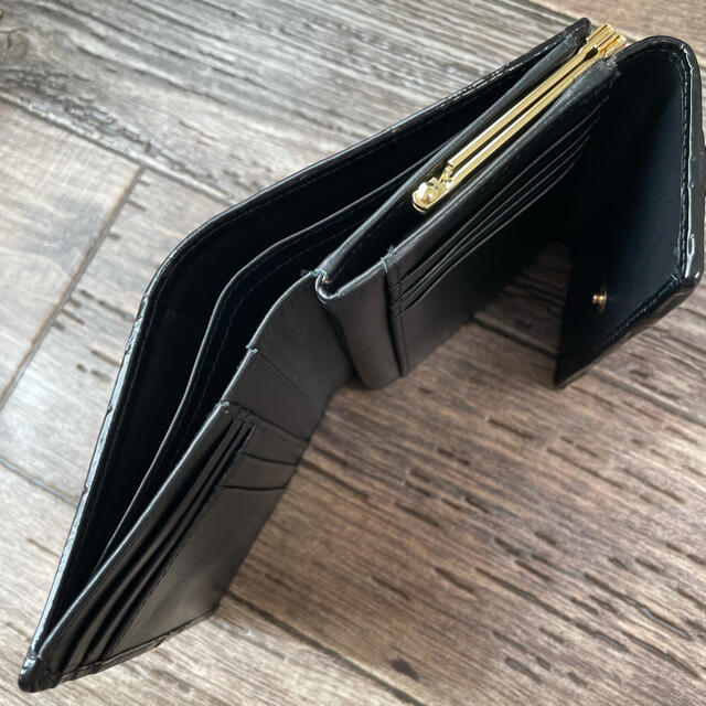 Vivienne Westwood(ヴィヴィアンウエストウッド)のヴィヴィアンウエストウッド アプリコット  二つ折り財布 がま口 クロコ レディースのファッション小物(財布)の商品写真