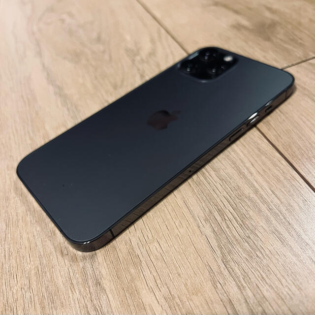 Apple(アップル)の【中古・美品】iPhone12 Pro Max 256GB SIMフリー  スマホ/家電/カメラのスマートフォン/携帯電話(スマートフォン本体)の商品写真