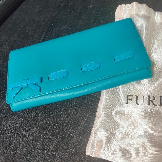 長財布 FURLA