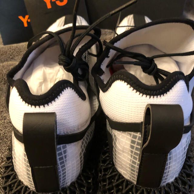 スクロージ Y-3 RUNNER 4D 新品未使用!の通販 by たまご's shop