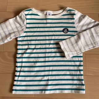 プチバトー(PETIT BATEAU)のプチバトー  ロンT ボーダー　6ans(Tシャツ/カットソー)