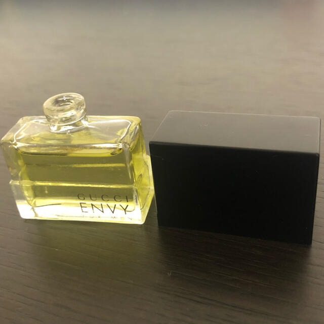 Gucci(グッチ)のGUCCI ENVY FOR MEN グッチエンヴィフォーメンオードトワレ3ml コスメ/美容の香水(香水(男性用))の商品写真