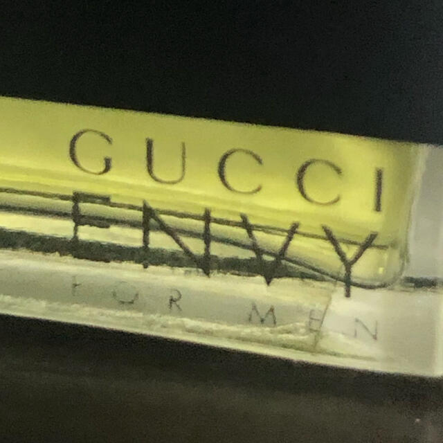 Gucci(グッチ)のGUCCI ENVY FOR MEN グッチエンヴィフォーメンオードトワレ3ml コスメ/美容の香水(香水(男性用))の商品写真