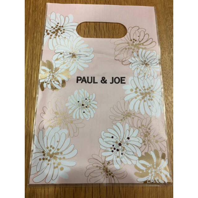 PAUL & JOE(ポールアンドジョー)のポールアンドジョー paul & joe ポーチ サンプル付き レディースのファッション小物(ポーチ)の商品写真