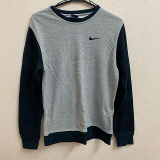 ナイキ(NIKE)のトレーナー(トレーナー/スウェット)