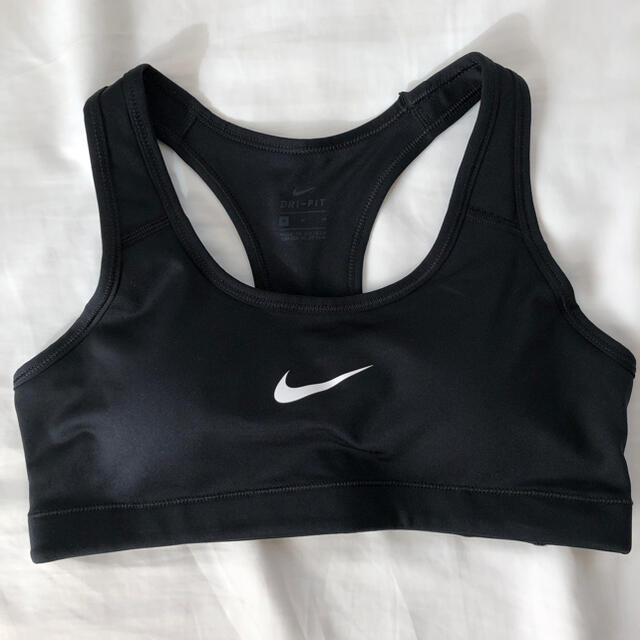 NIKE(ナイキ)のスポーツブラ レディースの下着/アンダーウェア(ブラ)の商品写真