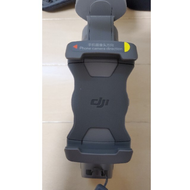 OSMOSIS(オズモーシス)のDJI Osmo Mobile 3 コンボ 国内正規品　美品です スマホ/家電/カメラのスマホアクセサリー(自撮り棒)の商品写真