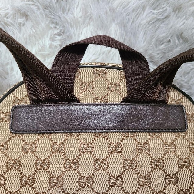 Gucci(グッチ)の正規品  GUCCI リュック GGロゴ レディースのバッグ(リュック/バックパック)の商品写真