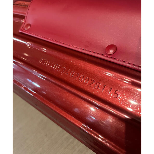 RIMOWA(リモワ)のRIMOWA サルサデラックス 4輪 オリエンタルレッド salsaDELUXE メンズのバッグ(トラベルバッグ/スーツケース)の商品写真