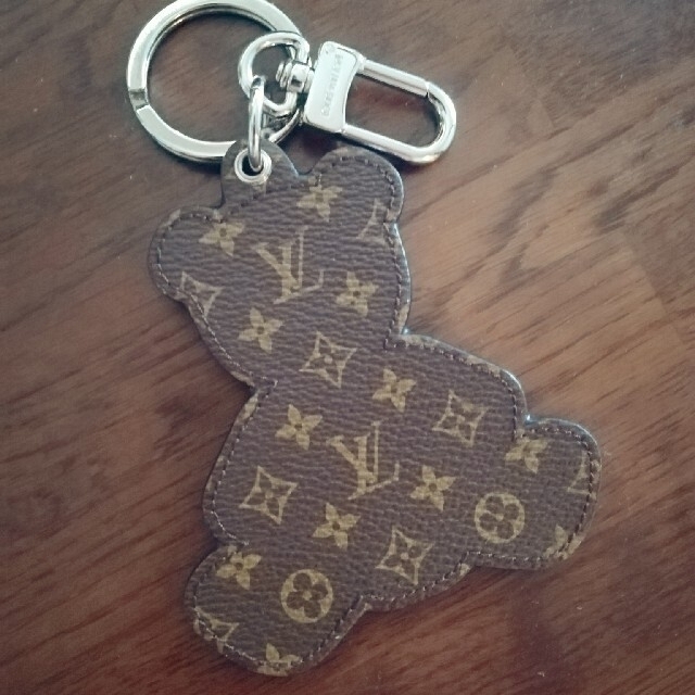 LOUIS VUITTON(ルイヴィトン)のルイヴィトン　louis vuitton　ポルトクレ・テディベア　キーホルダー レディースのファッション小物(キーホルダー)の商品写真