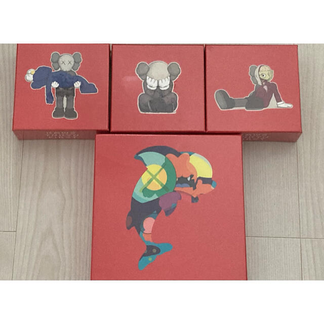 KAWS TOKYO FIRST カウズトーキョーファースト パズル 未開封. エンタメ/ホビーのエンタメ その他(その他)の商品写真