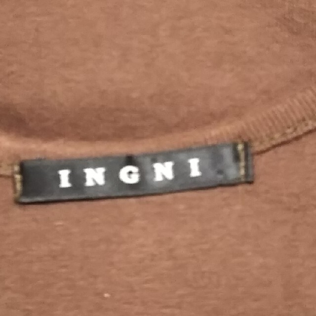 INGNI(イング)の300円送料込み レディースのトップス(Tシャツ(半袖/袖なし))の商品写真