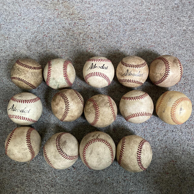 MIZUNO(ミズノ)の硬式ボール　練習用　14球 スポーツ/アウトドアの野球(ボール)の商品写真