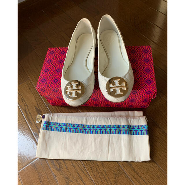 Tory Burch(トリーバーチ)のひめ様　Tory Burch フラットシューズ美品 レディースの靴/シューズ(バレエシューズ)の商品写真