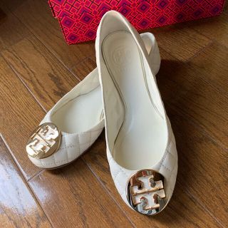 トリーバーチ(Tory Burch)のひめ様　Tory Burch フラットシューズ美品(バレエシューズ)