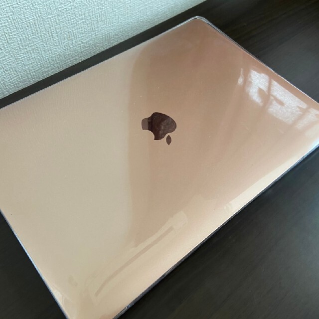 M1 MacBook Air 256gb ゴールド スマホ/家電/カメラのPC/タブレット(ノートPC)の商品写真