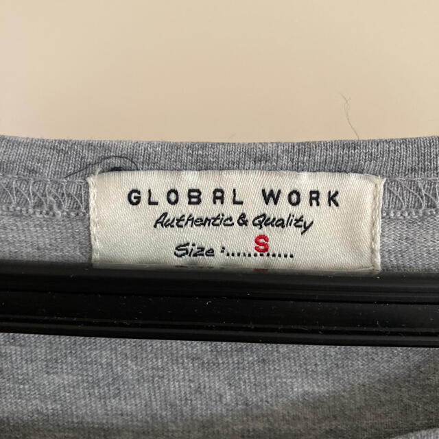 GLOBAL WORK(グローバルワーク)のグレー カットソー 7分丈 ボーダー S レディースのトップス(カットソー(長袖/七分))の商品写真