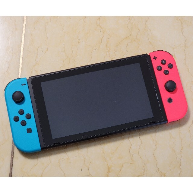 【美品】Nintendo Switch ネオン + おまけ付き