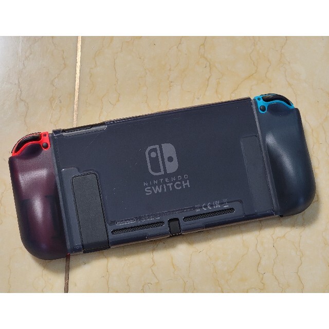 任天堂(ニンテンドウ)の【美品】Nintendo Switch ネオン + おまけ付き エンタメ/ホビーのゲームソフト/ゲーム機本体(家庭用ゲーム機本体)の商品写真