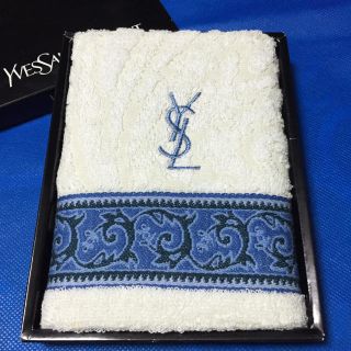 イヴサンローランボーテ(Yves Saint Laurent Beaute)のイヴサンローラン ハーフタオル 未使用品(タオル/バス用品)