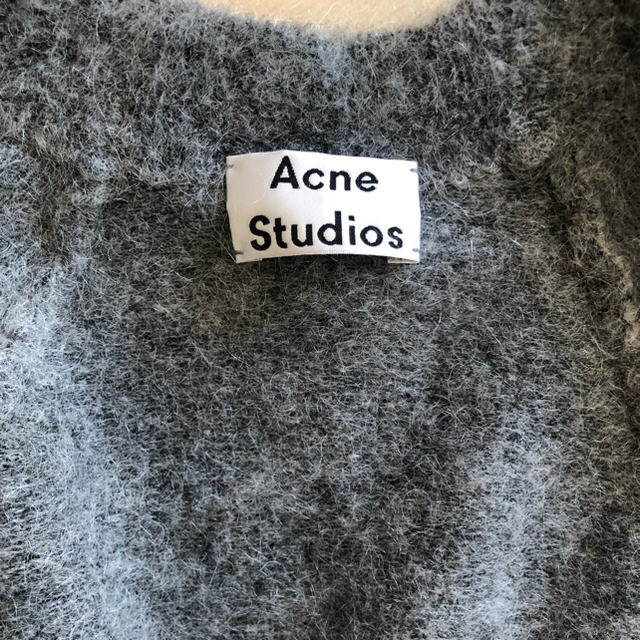 ACNE(アクネ)のアクネストゥディオズ Acne Studios カーディガン レディースのトップス(カーディガン)の商品写真