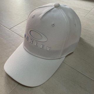 オークリー(Oakley)のOAKLEY(キャップ)