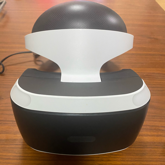 PlayStation VR(プレイステーションヴィーアール)のPlayStation®VR （CUH-ZVR1シリーズ） 中古 エンタメ/ホビーのゲームソフト/ゲーム機本体(家庭用ゲーム機本体)の商品写真