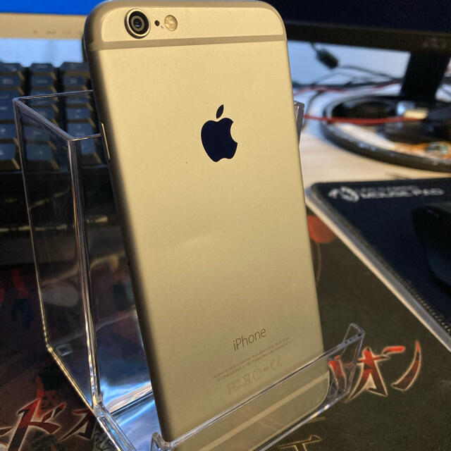 Apple(アップル)の『ジャンク品』iPhone 6 シルバー 16GB（docomo版） スマホ/家電/カメラのスマートフォン/携帯電話(スマートフォン本体)の商品写真