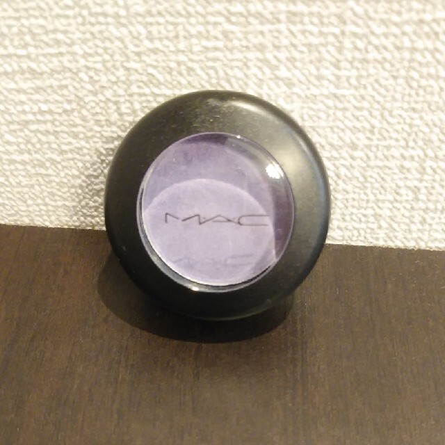 MAC(マック)のマック【M・A・C】アイシャドー☆BEAUTIFUL IRIS☆パープル コスメ/美容のベースメイク/化粧品(アイシャドウ)の商品写真