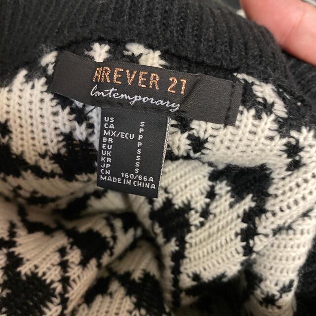 FOREVER 21(フォーエバートゥエンティーワン)のForever21 千鳥格子柄タイトスカート　タイトスカート レディースのスカート(ひざ丈スカート)の商品写真