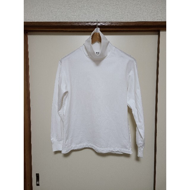 UNIQLO(ユニクロ)のUNIQLO U タートルネックT 白 S メンズのトップス(Tシャツ/カットソー(七分/長袖))の商品写真